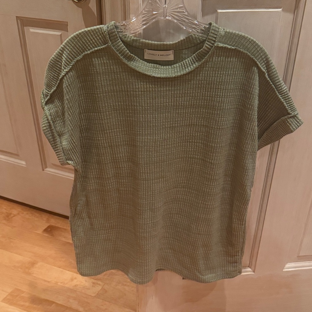 Lovely Melody Sage Ribbed Short Sleeve Top